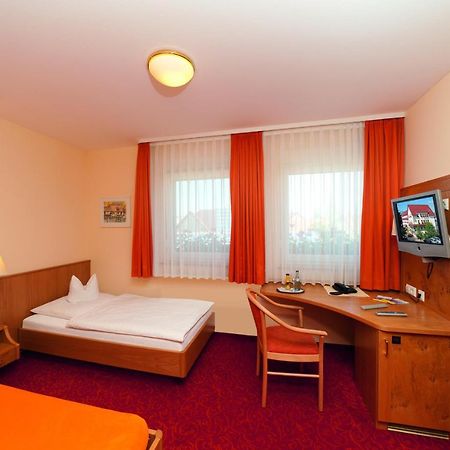 Gasthof - Hotel Zum Ochsen Gmbh Berghulen Екстериор снимка