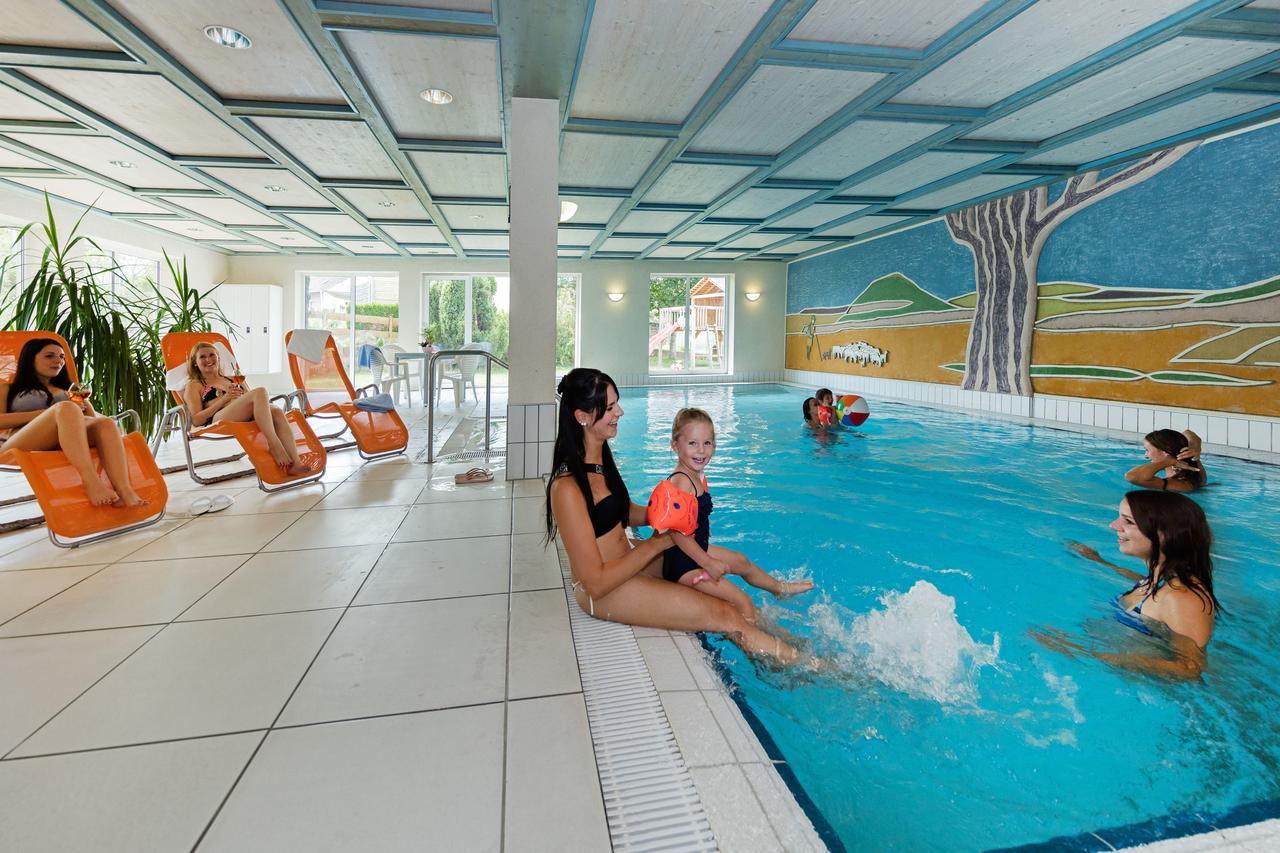 Gasthof - Hotel Zum Ochsen Gmbh Berghulen Екстериор снимка