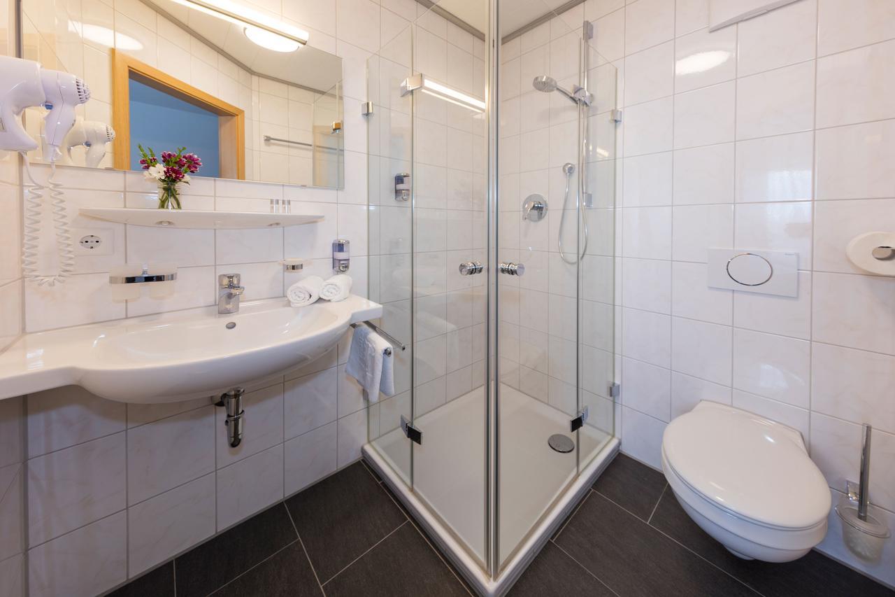 Gasthof - Hotel Zum Ochsen Gmbh Berghulen Екстериор снимка