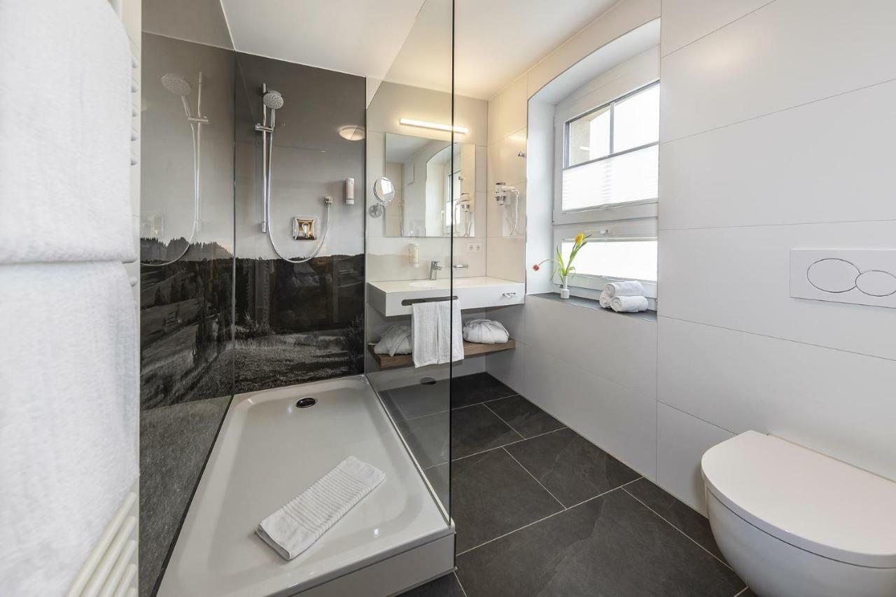 Gasthof - Hotel Zum Ochsen Gmbh Berghulen Екстериор снимка